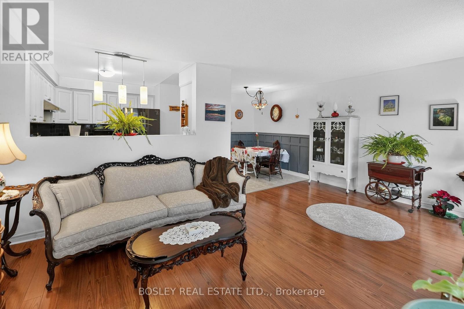 10 - 6263 Valley Way, Niagara Falls, Ontario  L2E 0A1 - Photo 11 - X12992592