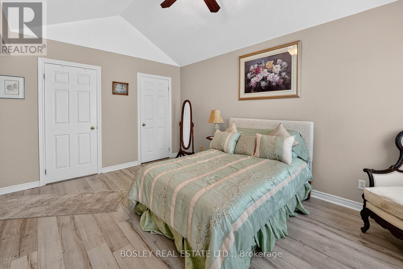 10 - 6263 Valley Way, Niagara Falls, Ontario  L2E 0A1 - Photo 18 - X12992592