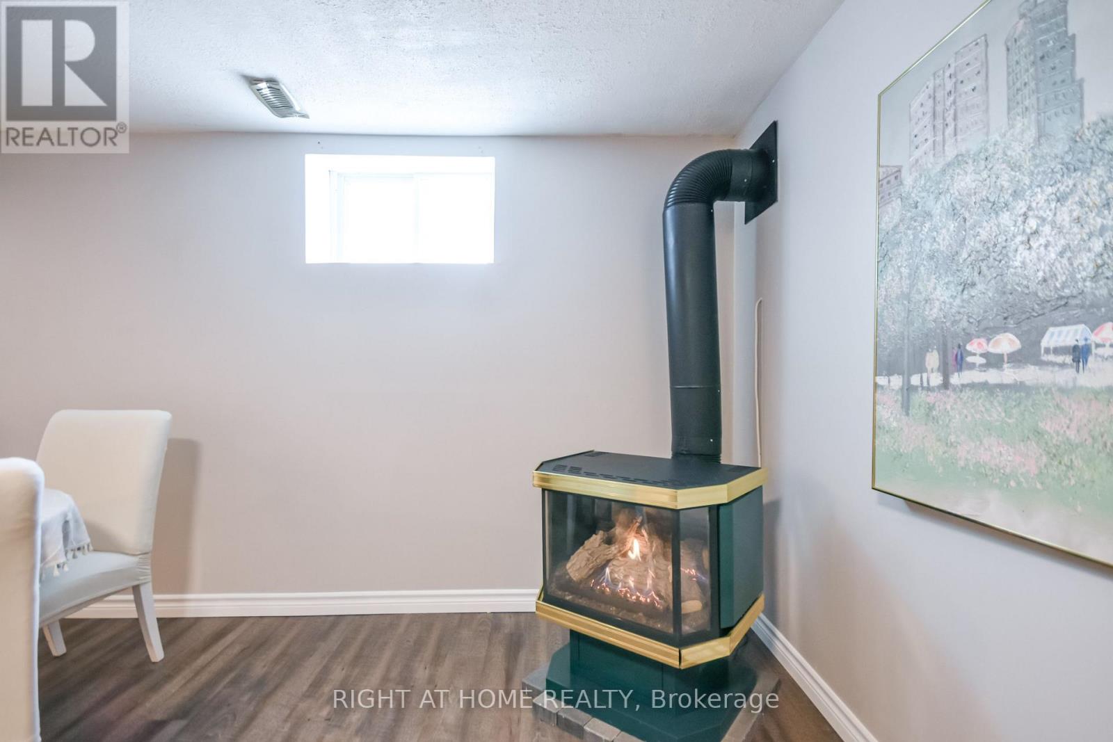 261 Crawford Street, Barrie, Ontario  L4N 6P5 - Photo 35 - S12832700