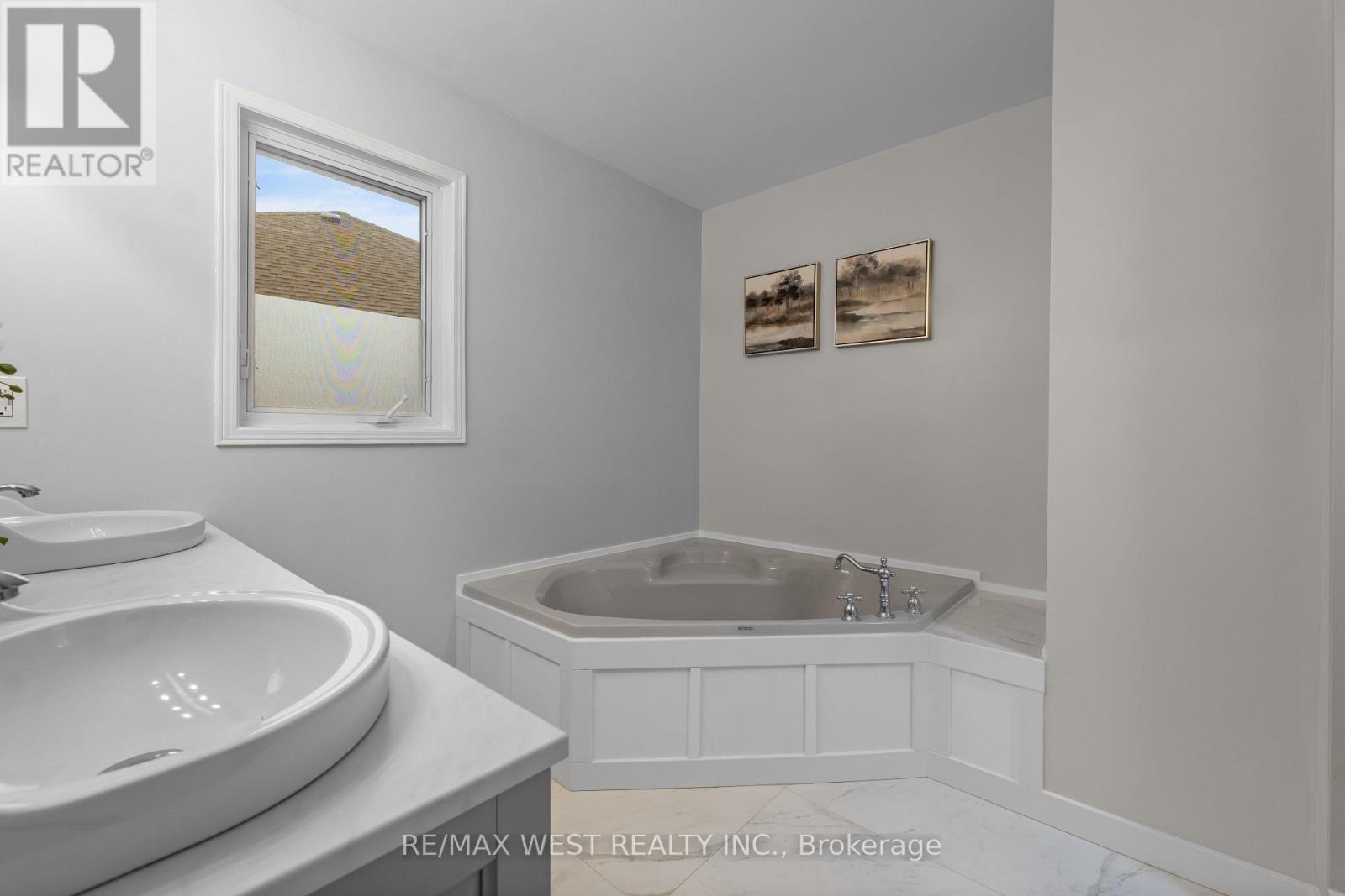 12 Berrydown Drive, Caledon, Ontario  L7E 1L8 - Photo 27 - W12973916