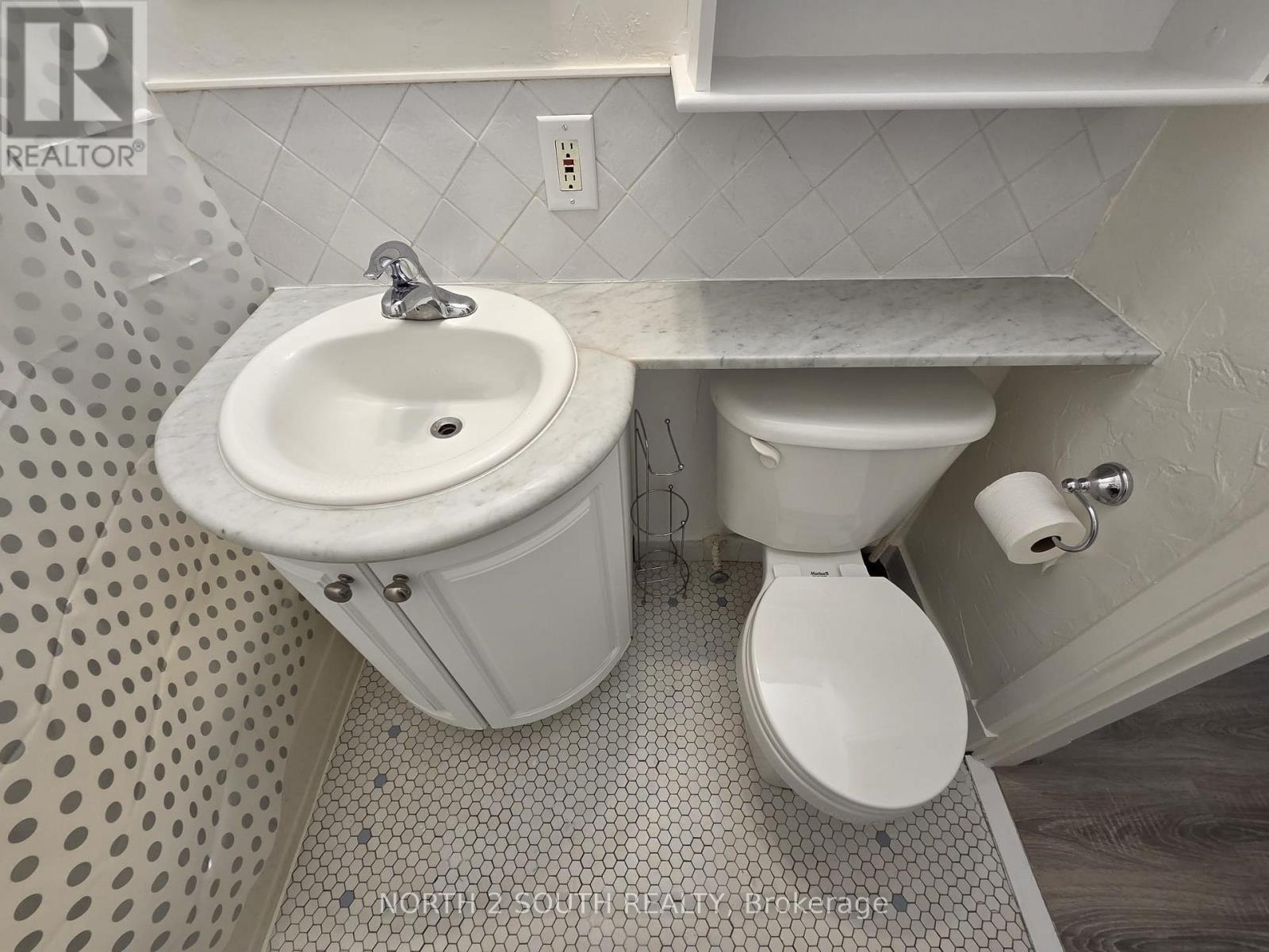 210 - 707 Eglinton Avenue W, Toronto, Ontario M5N 1C8 - Photo 25 - C12992372