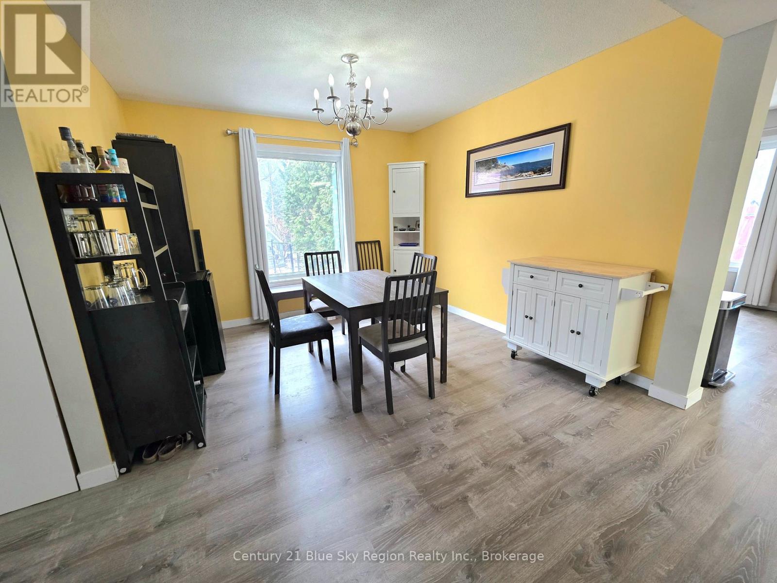 653 Tackaberry Drive, North Bay, Ontario  P1B 8R1 - Photo 7 - X12992590