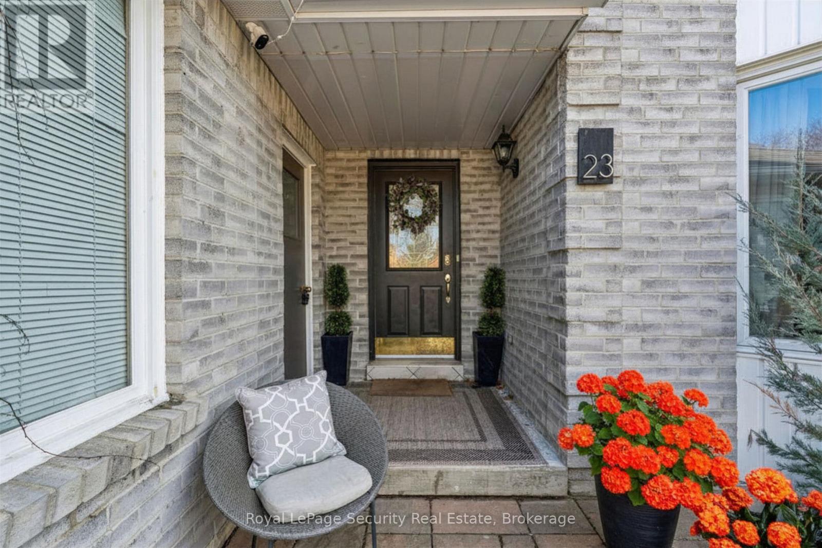 23 Fielding Drive, Aurora, Ontario L4G 4Z4 - Photo 4 - N12991510