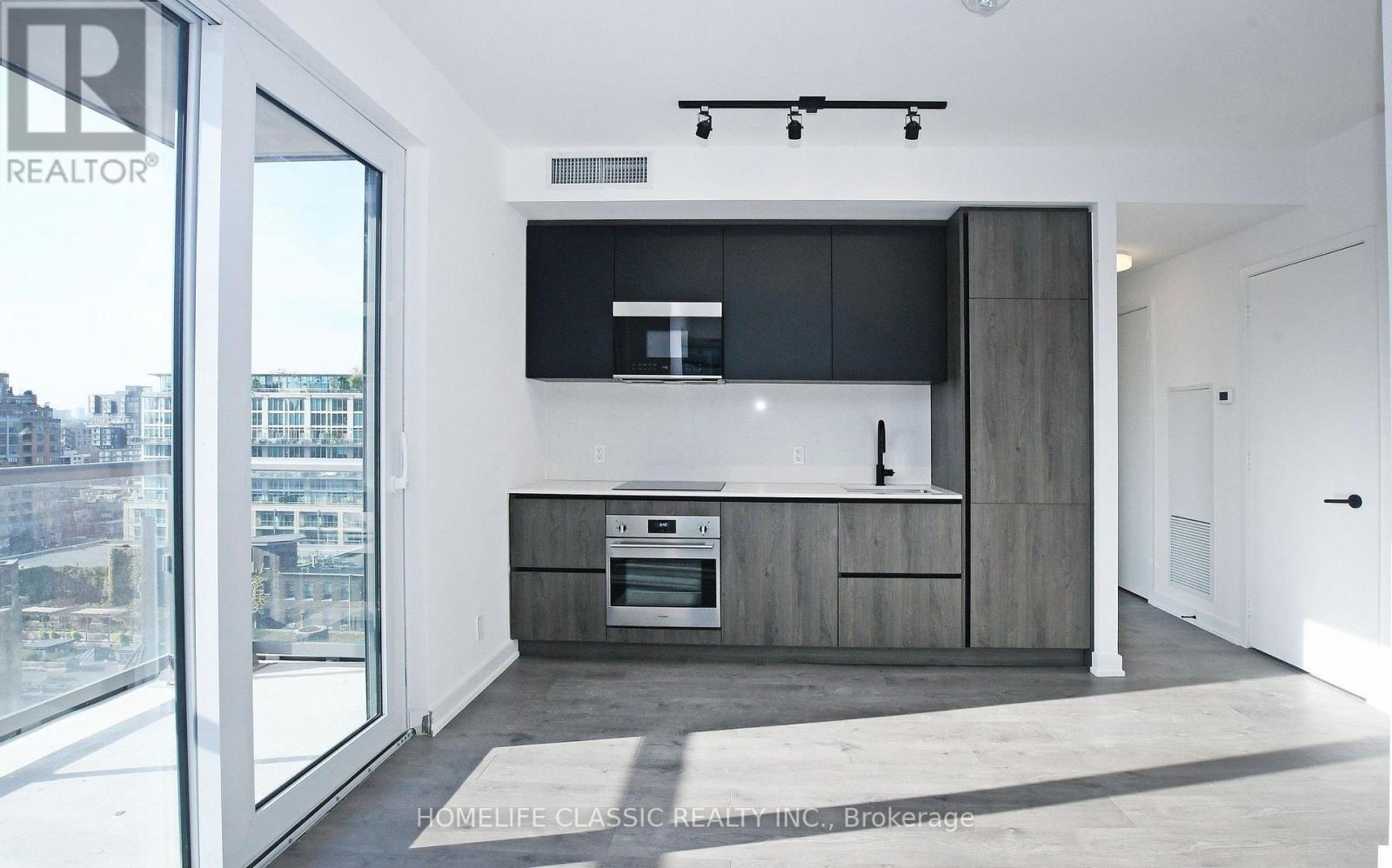 1017 - 108 Peter Street, Toronto, Ontario  M5V 2G7 - Photo 7 - C12992528