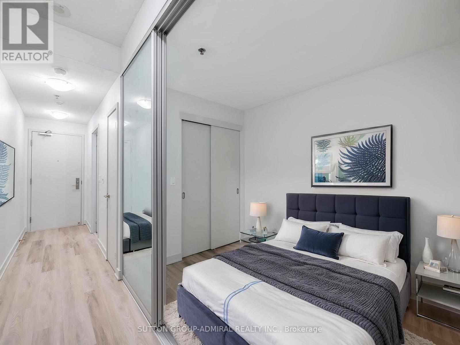 718 - 21 Nelson Street, Toronto, Ontario  M5V 3H9 - Photo 6 - C12992538