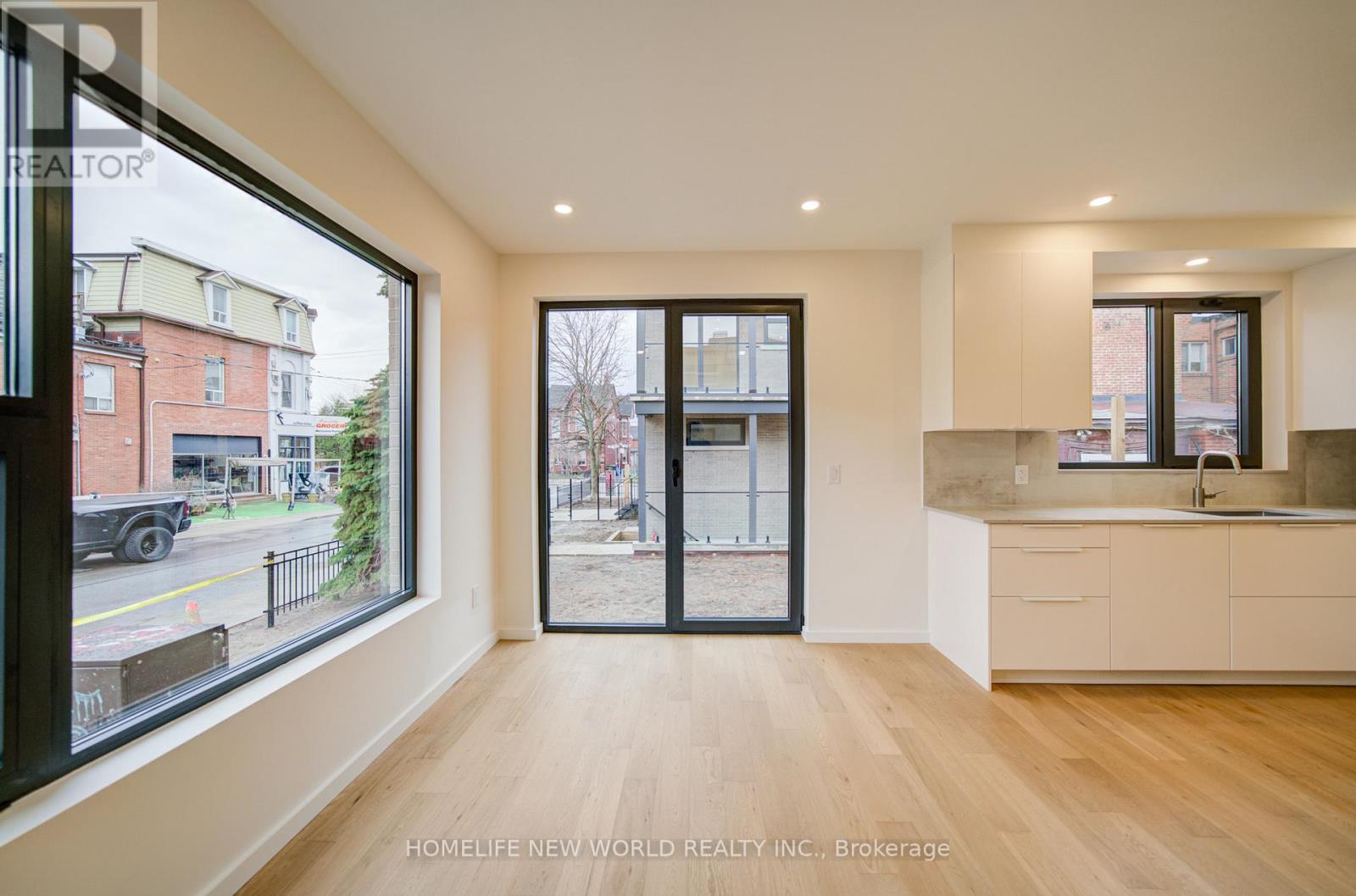 Unit 6 - 78 Gladstone Avenue, Toronto, Ontario  M6J 3K8 - Photo 16 - C12992558