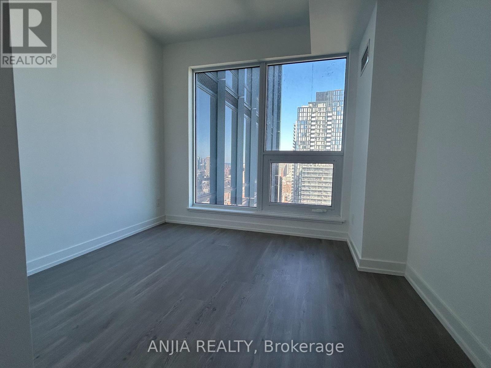 2510 - 8 Wellesley Street W, Toronto, Ontario  M4Y 0J5 - Photo 10 - C12992602