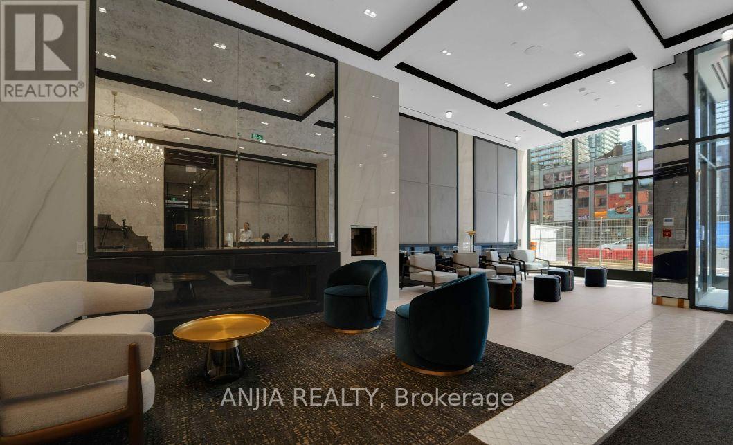 2510 - 8 Wellesley Street W, Toronto, Ontario  M4Y 0J5 - Photo 4 - C12992602