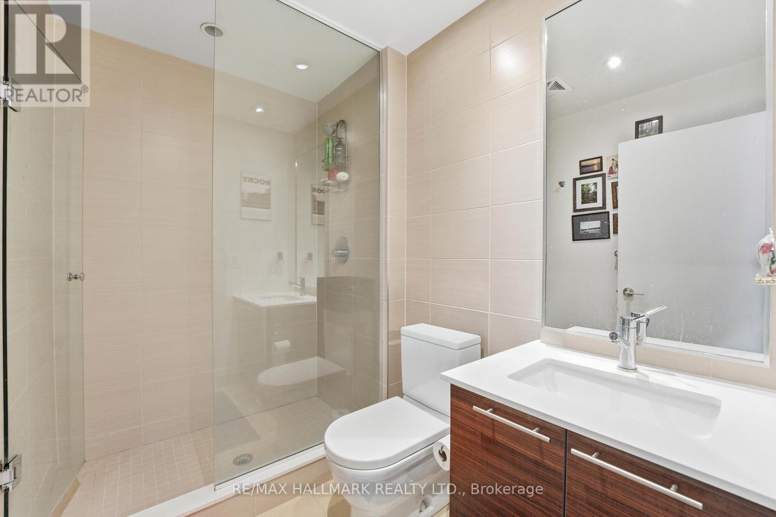 915 - 1 Market Street, Toronto, Ontario  M5E 0A2 - Photo 12 - C12992628