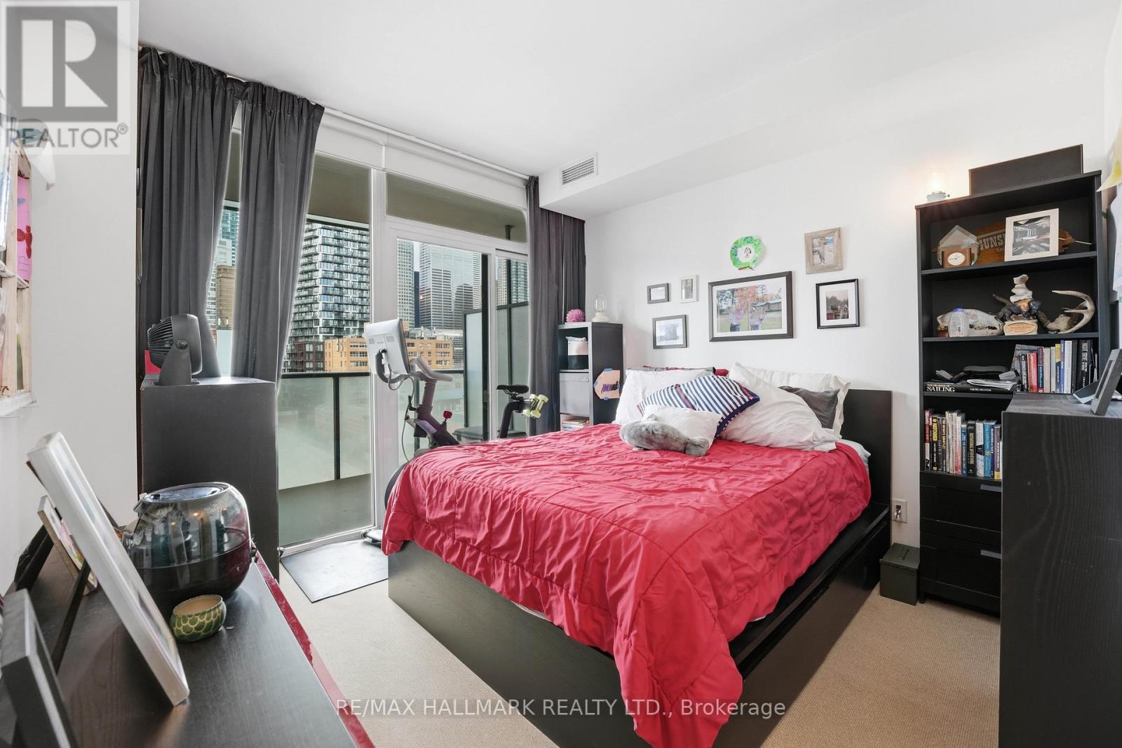 915 - 1 Market Street, Toronto, Ontario  M5E 0A2 - Photo 13 - C12992628