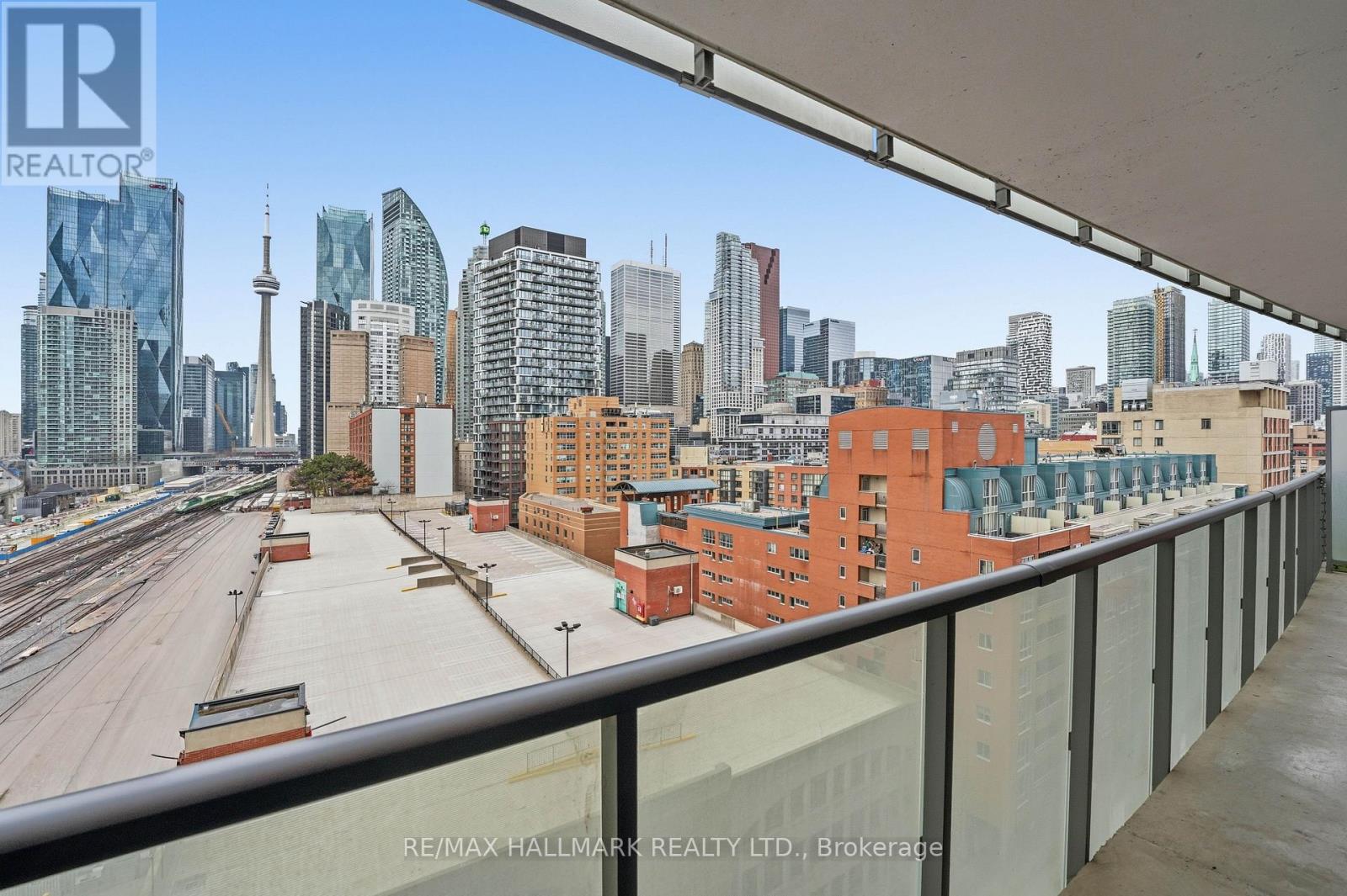 915 - 1 Market Street, Toronto, Ontario  M5E 0A2 - Photo 33 - C12992628