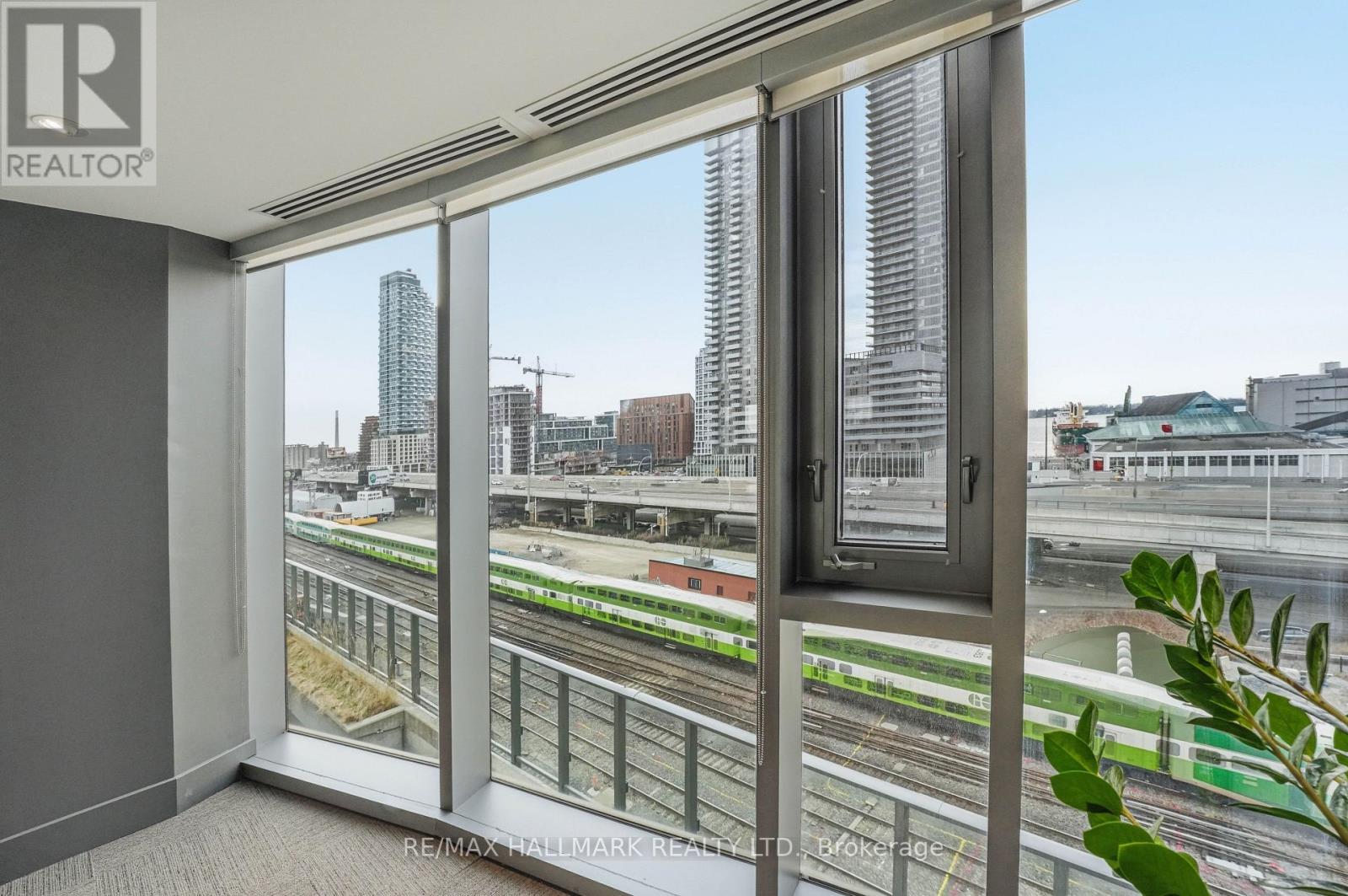 915 - 1 Market Street, Toronto, Ontario  M5E 0A2 - Photo 34 - C12992628