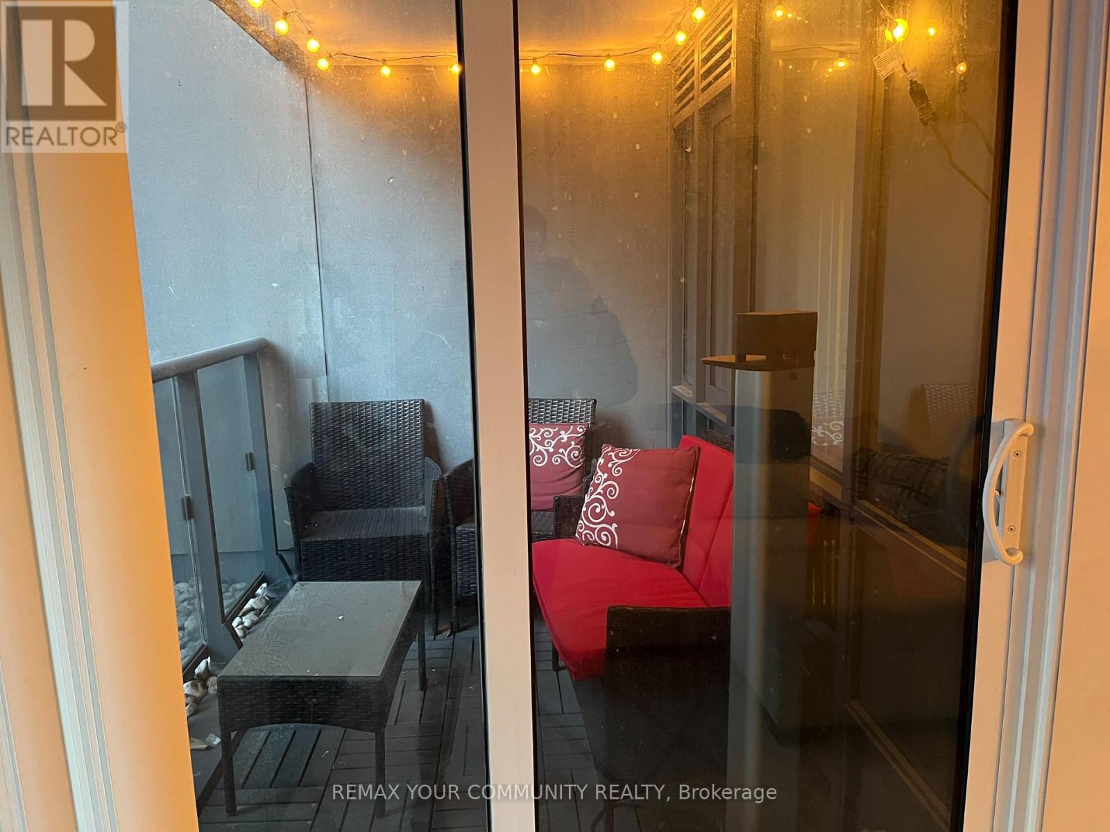 209 - 295 Adelaide Street W, Toronto, Ontario  M5V 0L4 - Photo 5 - C12992732