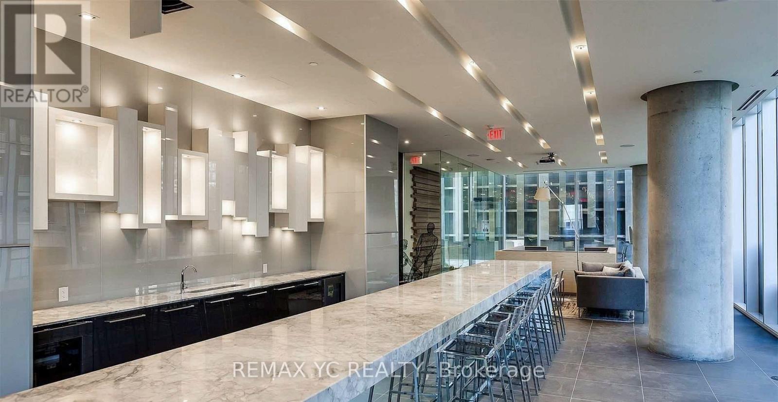 2102 - 15 Grenville Street, Toronto, Ontario  M4Y 1B9 - Photo 13 - C12992736