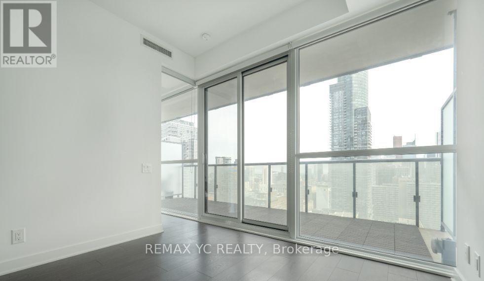 2102 - 15 Grenville Street, Toronto, Ontario  M4Y 1B9 - Photo 6 - C12992736