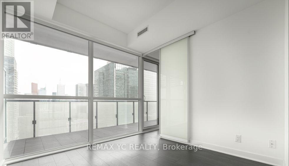 2102 - 15 Grenville Street, Toronto, Ontario  M4Y 1B9 - Photo 7 - C12992736