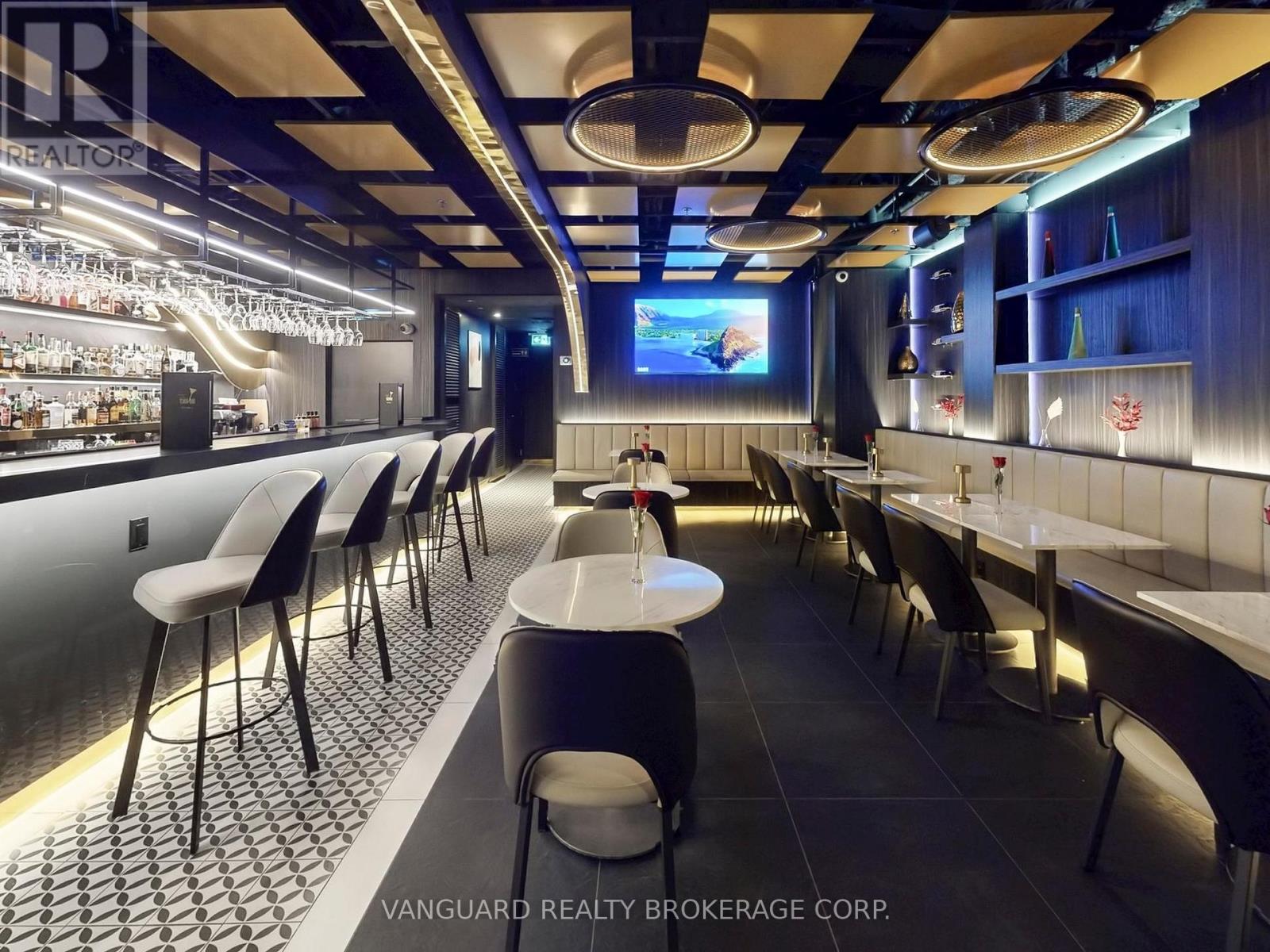 107, 108 & 1010 - 1 Yorkville Avenue, Toronto, Ontario M4W 1L1 - Photo 21 - C12992750