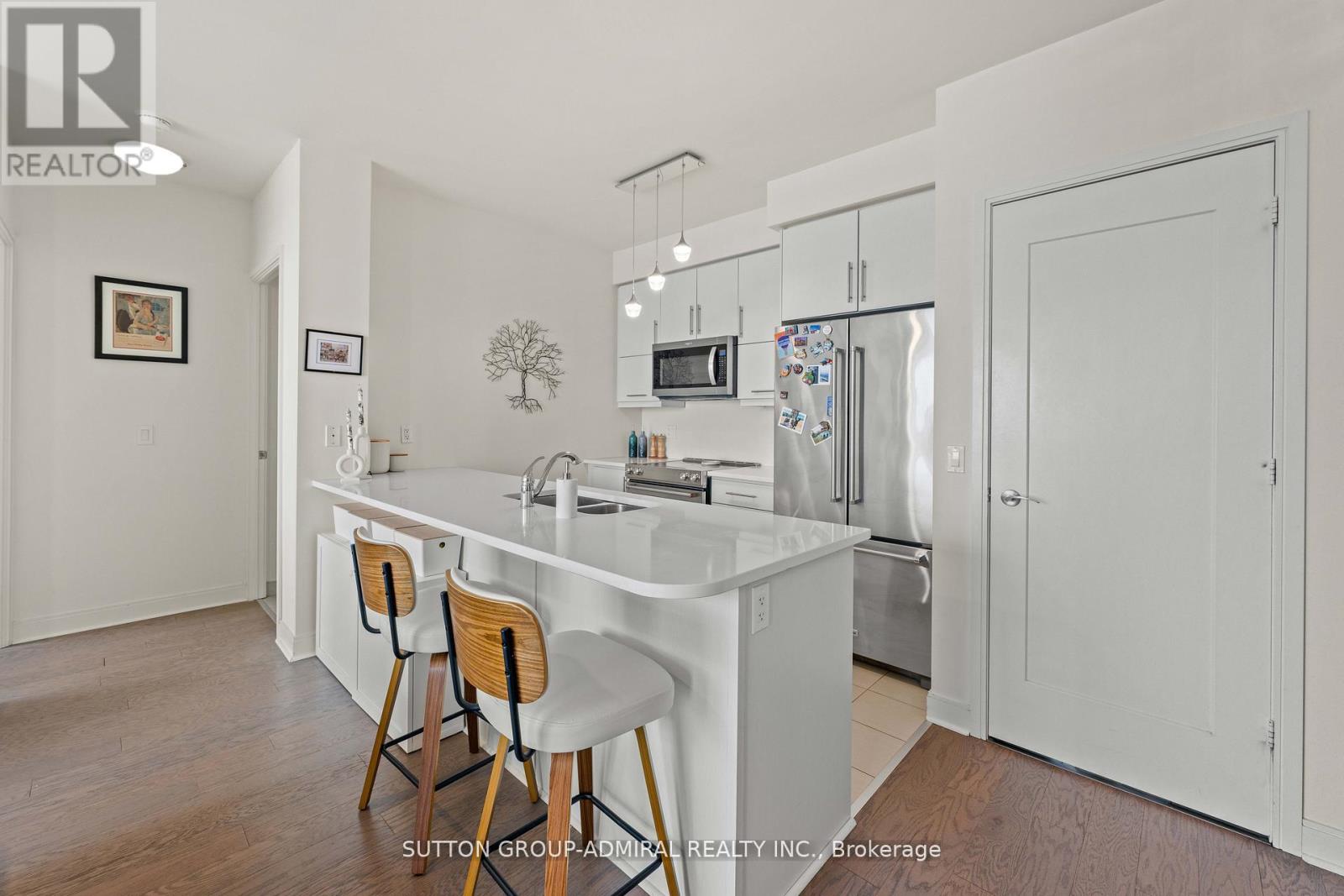 2106 - 825 Church Street, Toronto, Ontario  M4W 3Z4 - Photo 5 - C12992790