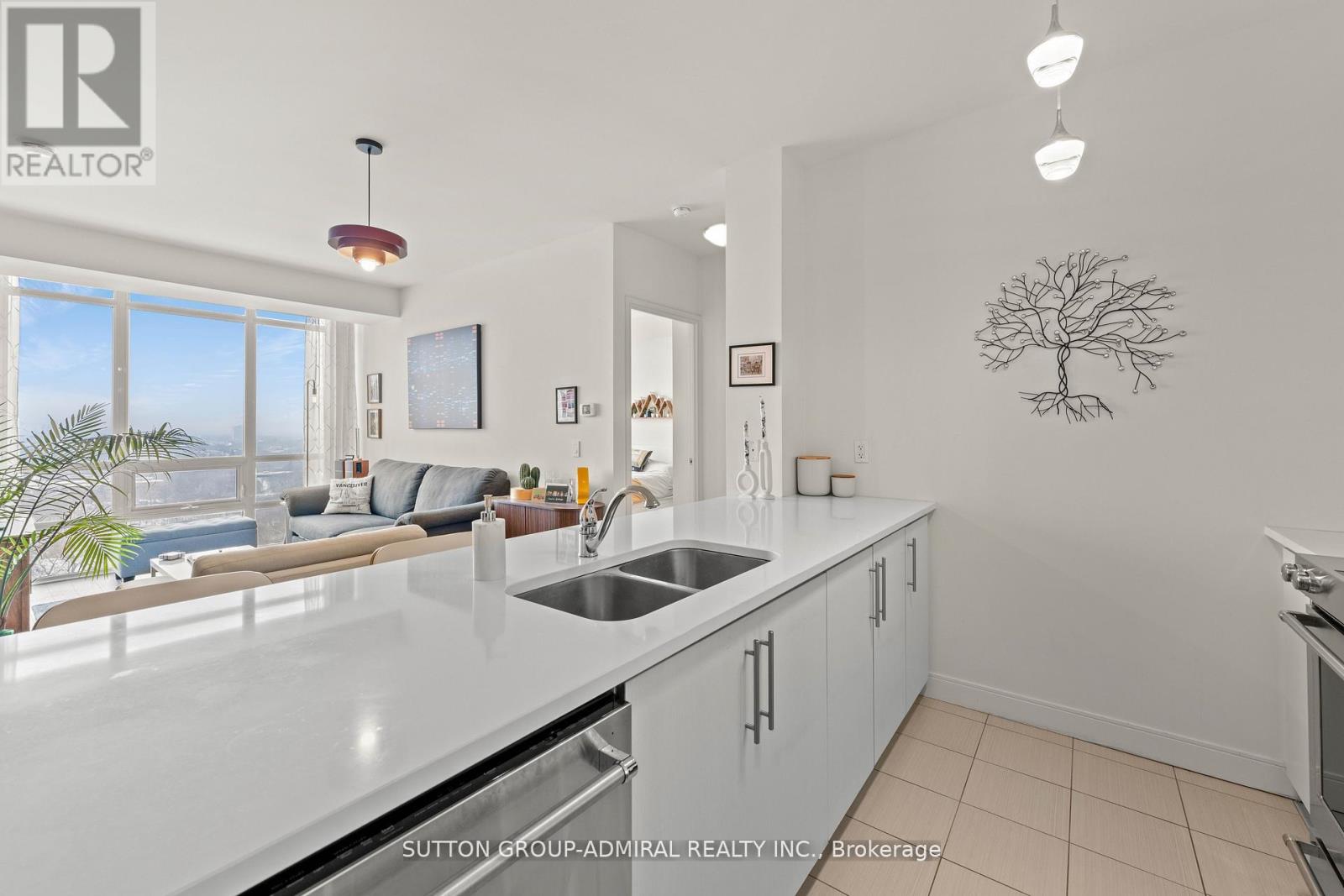 2106 - 825 Church Street, Toronto, Ontario  M4W 3Z4 - Photo 8 - C12992790