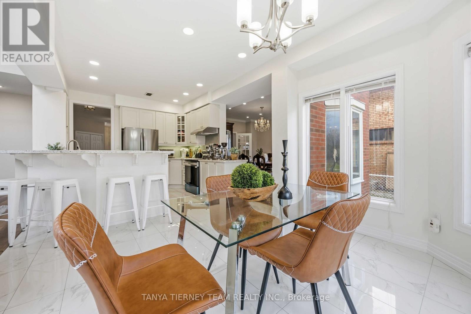 467 Oakwood Drive, Pickering, Ontario  L1W 2M8 - Photo 16 - E12992532