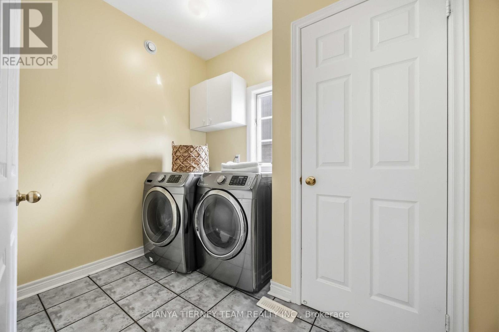 467 Oakwood Drive, Pickering, Ontario  L1W 2M8 - Photo 21 - E12992532