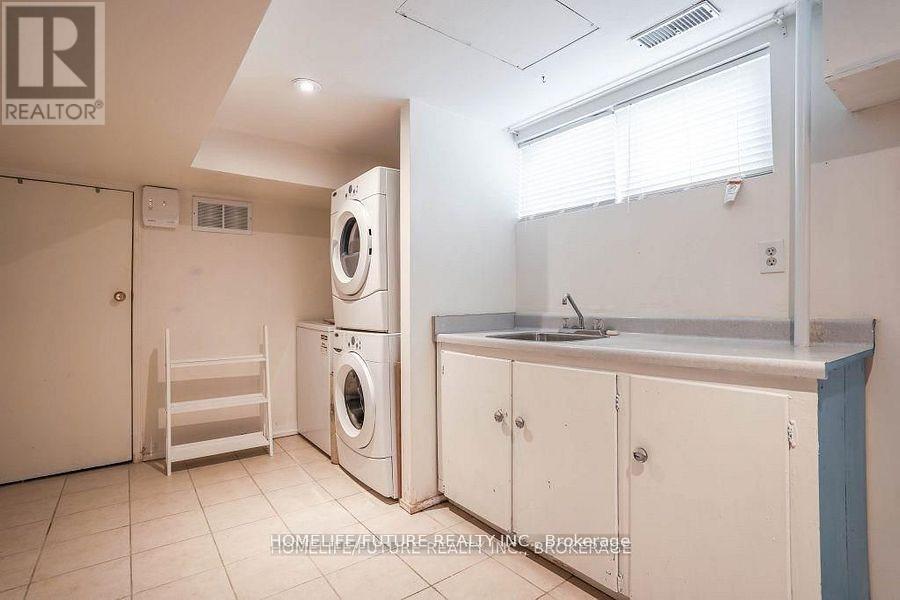 Bsmt - 48 Farmcrest Drive, Toronto, Ontario  M1T 1B9 - Photo 10 - E12992572