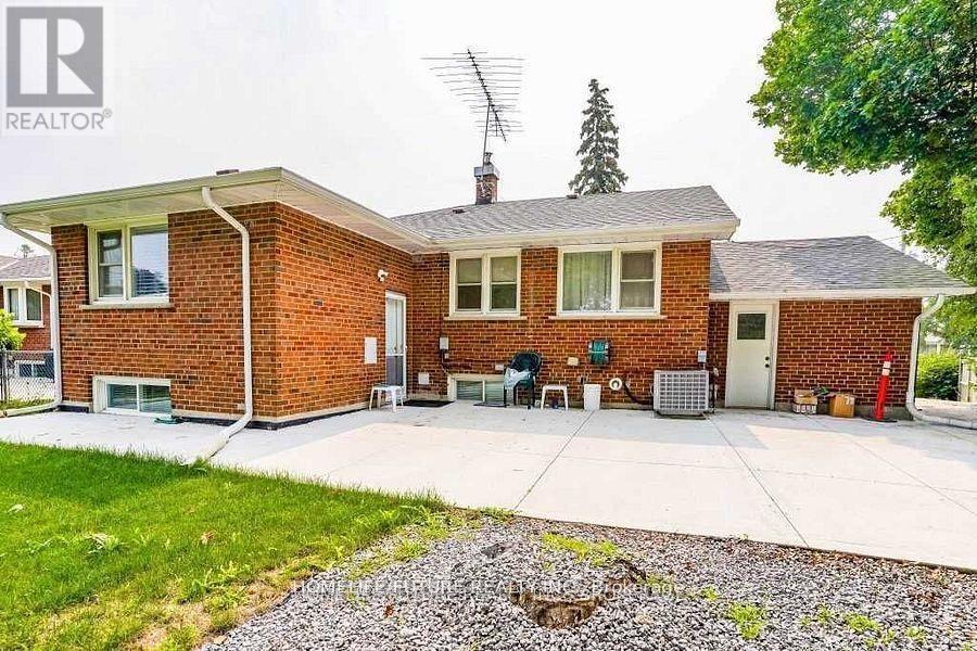 Bsmt - 48 Farmcrest Drive, Toronto, Ontario  M1T 1B9 - Photo 16 - E12992572