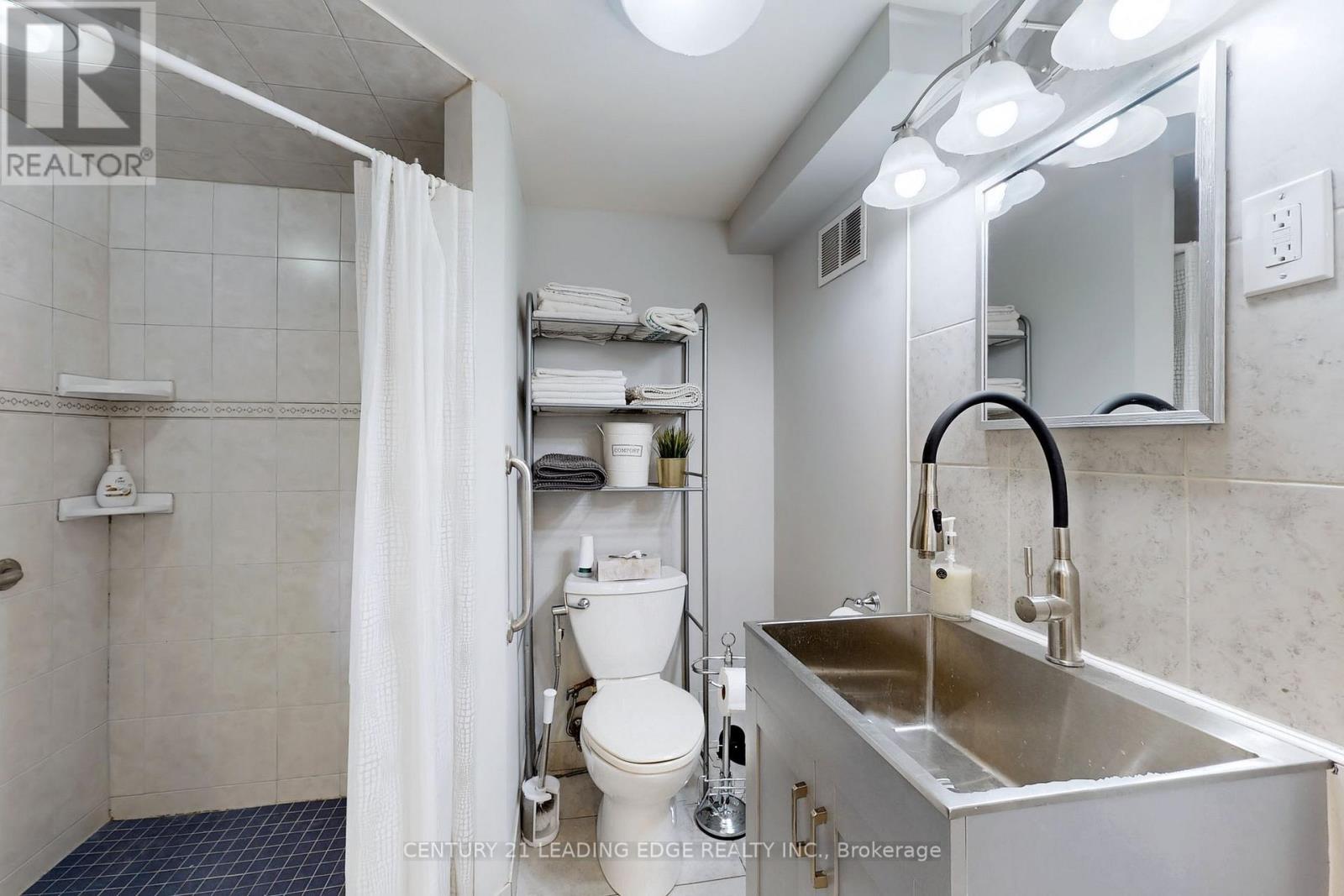 46 Budworth Drive, Toronto, Ontario  M1E 3H9 - Photo 34 - E12992576