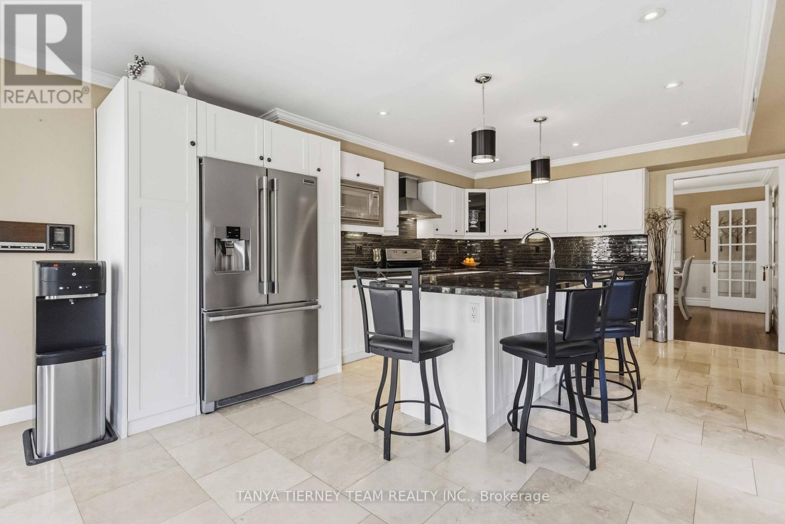 50 Lipton Crescent, Whitby, Ontario  L1R 1W7 - Photo 14 - E12992722