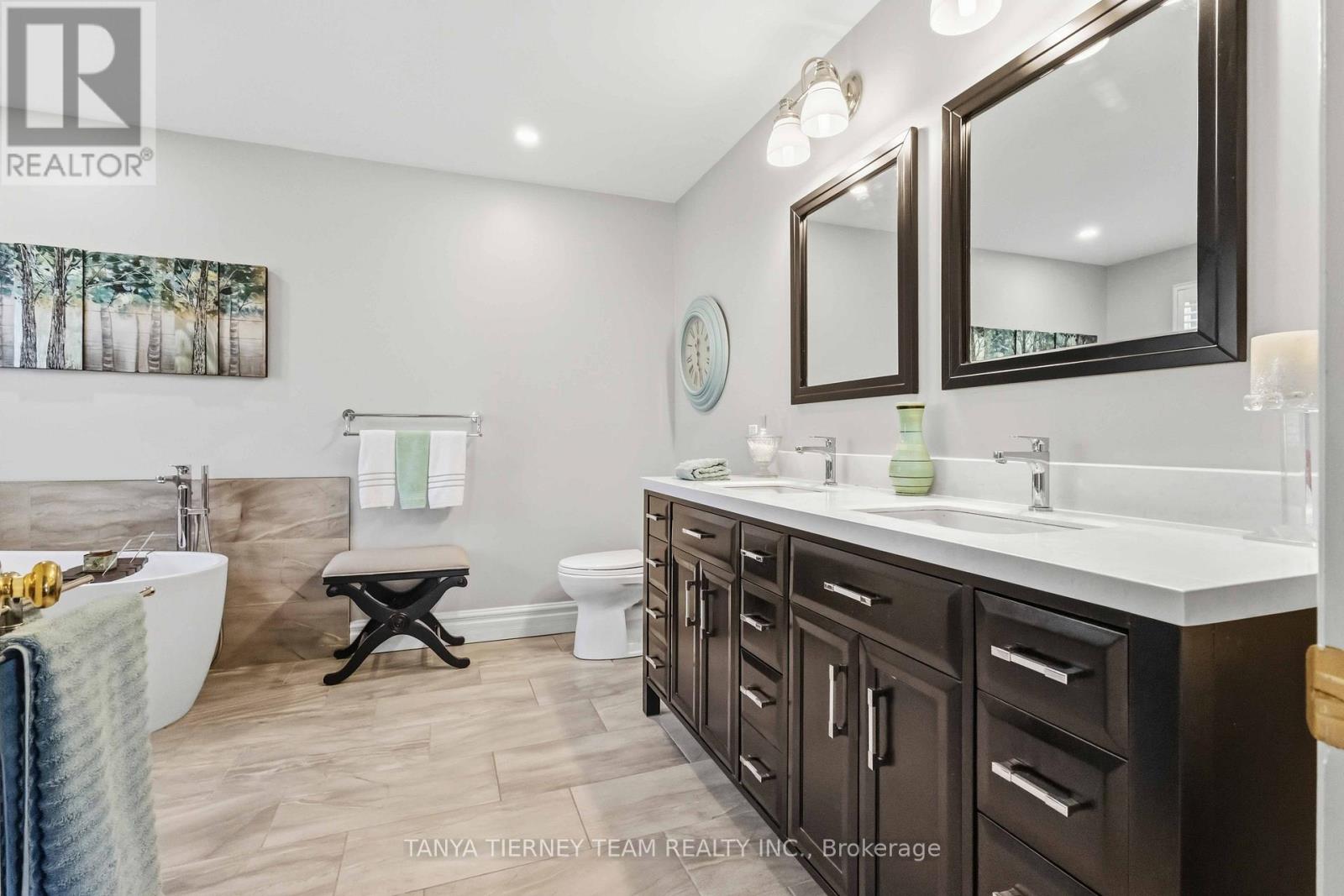 50 Lipton Crescent, Whitby, Ontario  L1R 1W7 - Photo 29 - E12992722