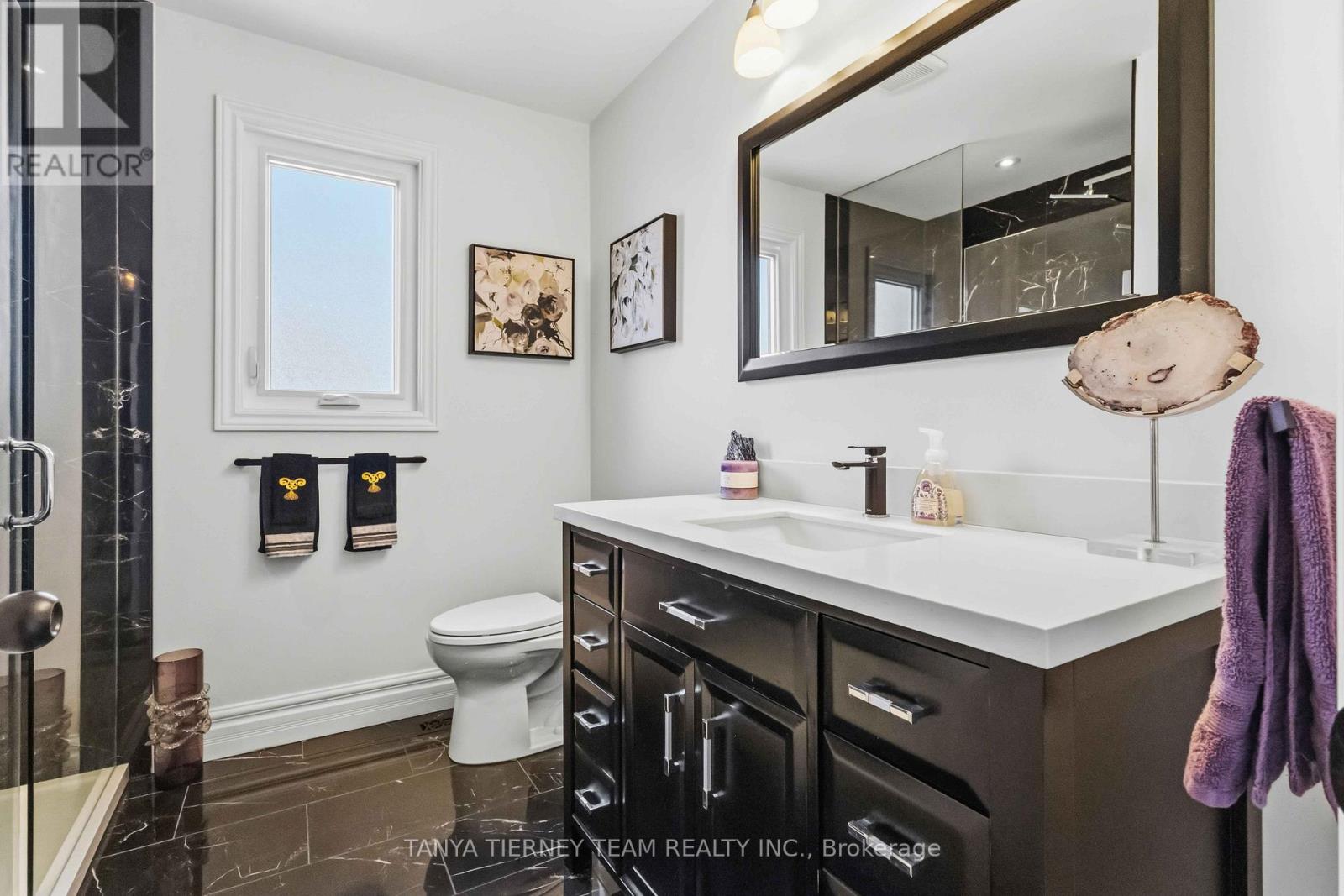 50 Lipton Crescent, Whitby, Ontario  L1R 1W7 - Photo 36 - E12992722