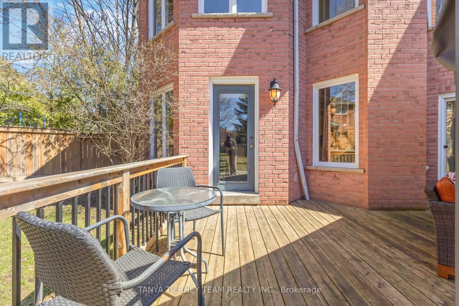 50 Lipton Crescent, Whitby, Ontario  L1R 1W7 - Photo 41 - E12992722