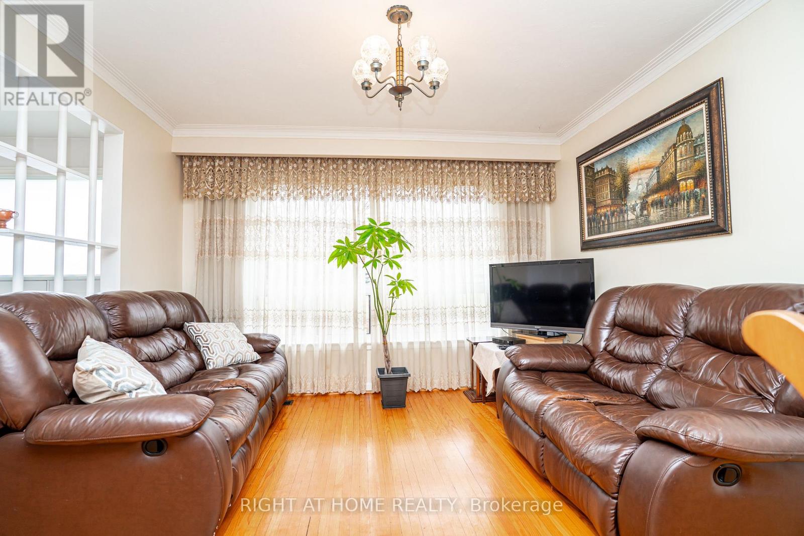 67 Torrance Road, Toronto, Ontario  M1J 2J6 - Photo 10 - E12992744