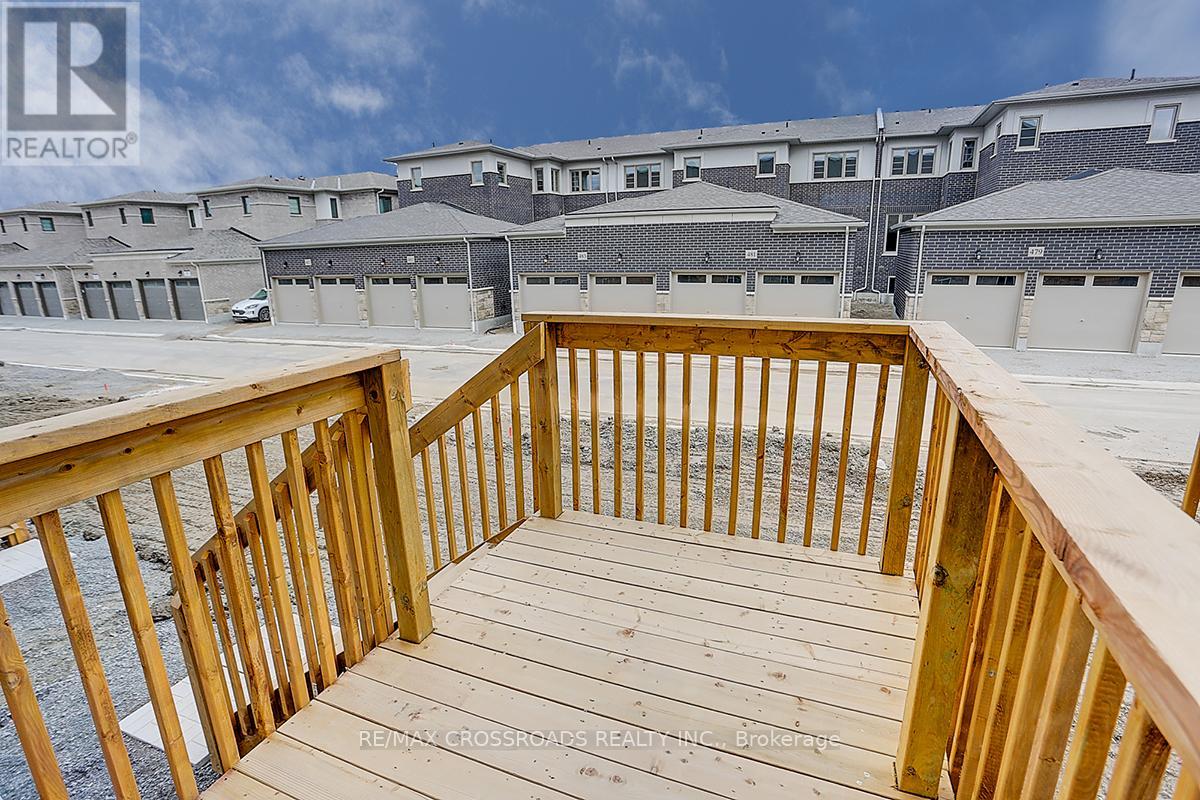 53 Velvet Drive, Whitby, Ontario  L1P 0P6 - Photo 25 - E12992780