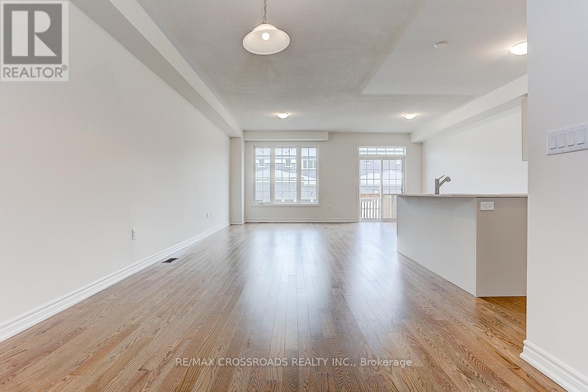 53 Velvet Drive, Whitby, Ontario  L1P 0P6 - Photo 6 - E12992780