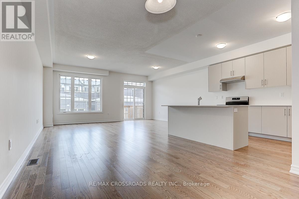 53 Velvet Drive, Whitby, Ontario  L1P 0P6 - Photo 8 - E12992780