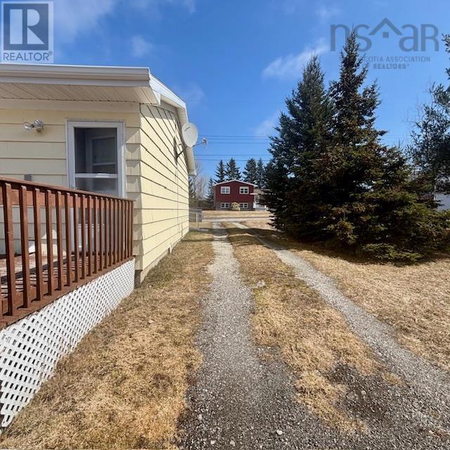 777 Forsyth Street, New Waterford, Nova Scotia  B1H 2Y6 - Photo 7 - 202606696