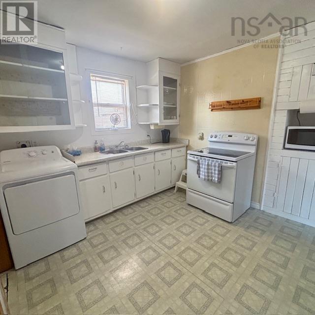 777 Forsyth Street, New Waterford, Nova Scotia  B1H 2Y6 - Photo 9 - 202606696