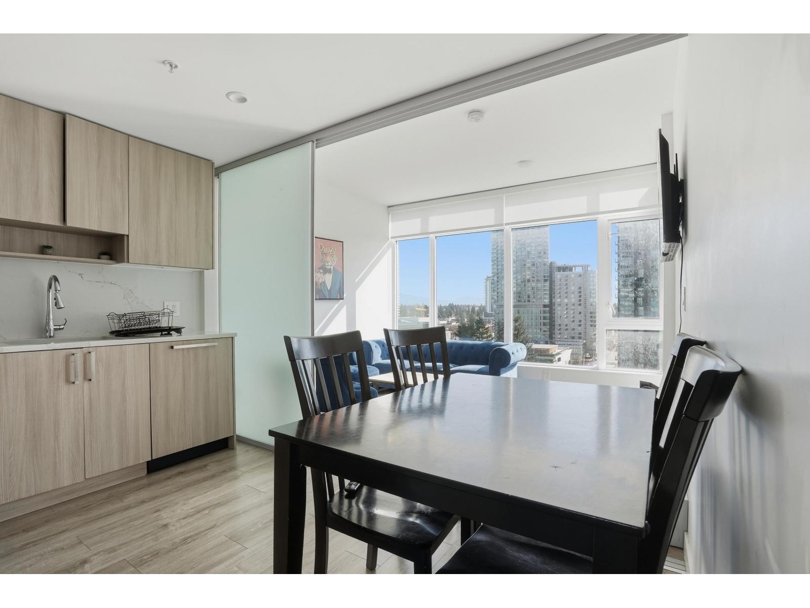 1108 13350 Central Avenue, Surrey, British Columbia  V3T 0S1 - Photo 9 - R3108076