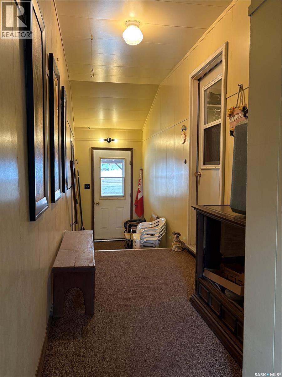 109 Road Avenue, Langenburg, Saskatchewan  S0A 2A0 - Photo 4 - SK032789