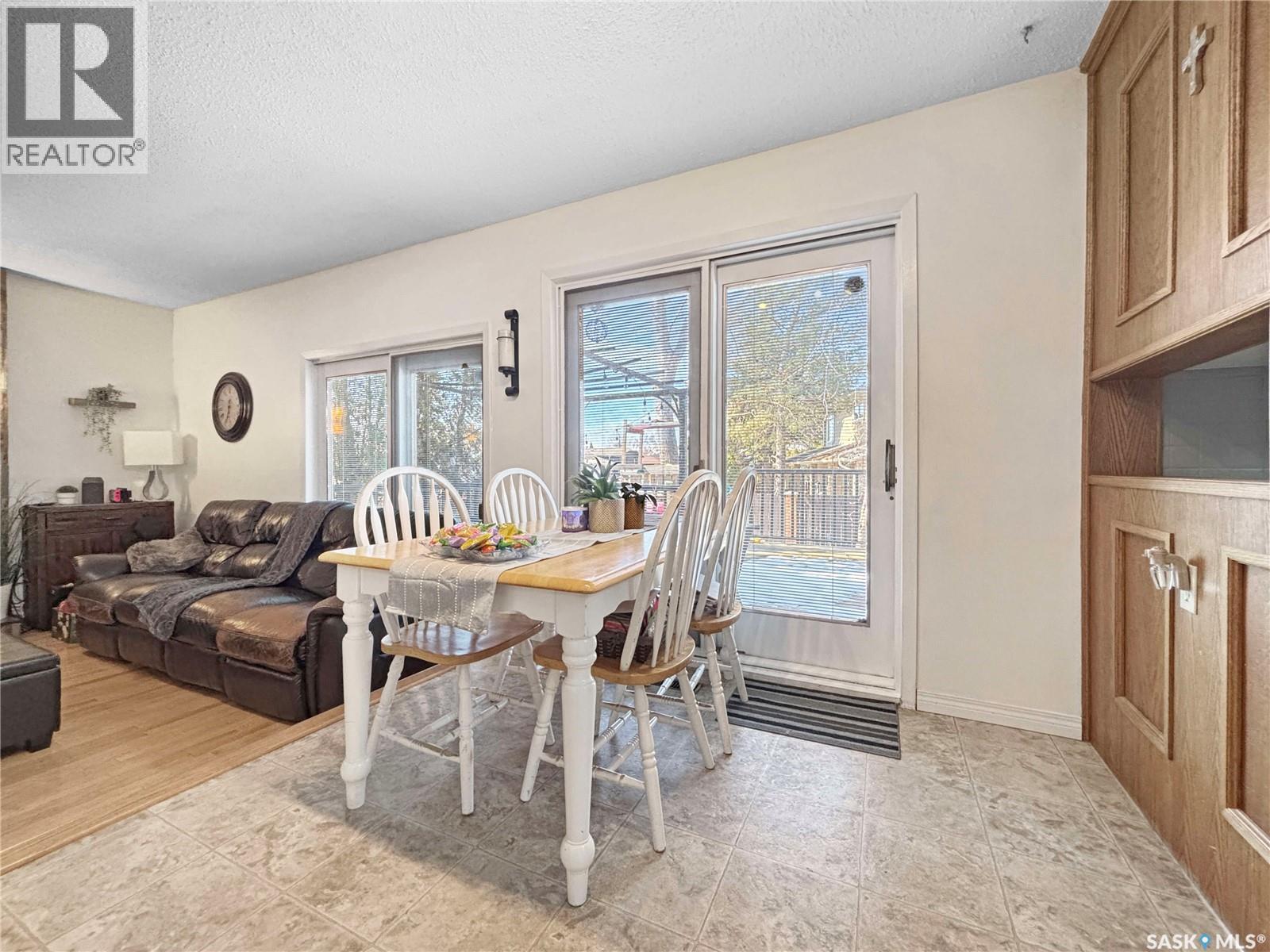 302 Nokomis Place, Saskatoon, Saskatchewan  S7K 5E2 - Photo 11 - SK032788