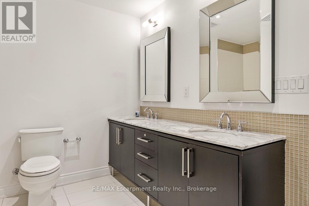 827 - 3500 Lakeshore Road W, Oakville, Ontario  L6L 0B4 - Photo 15 - W12985964