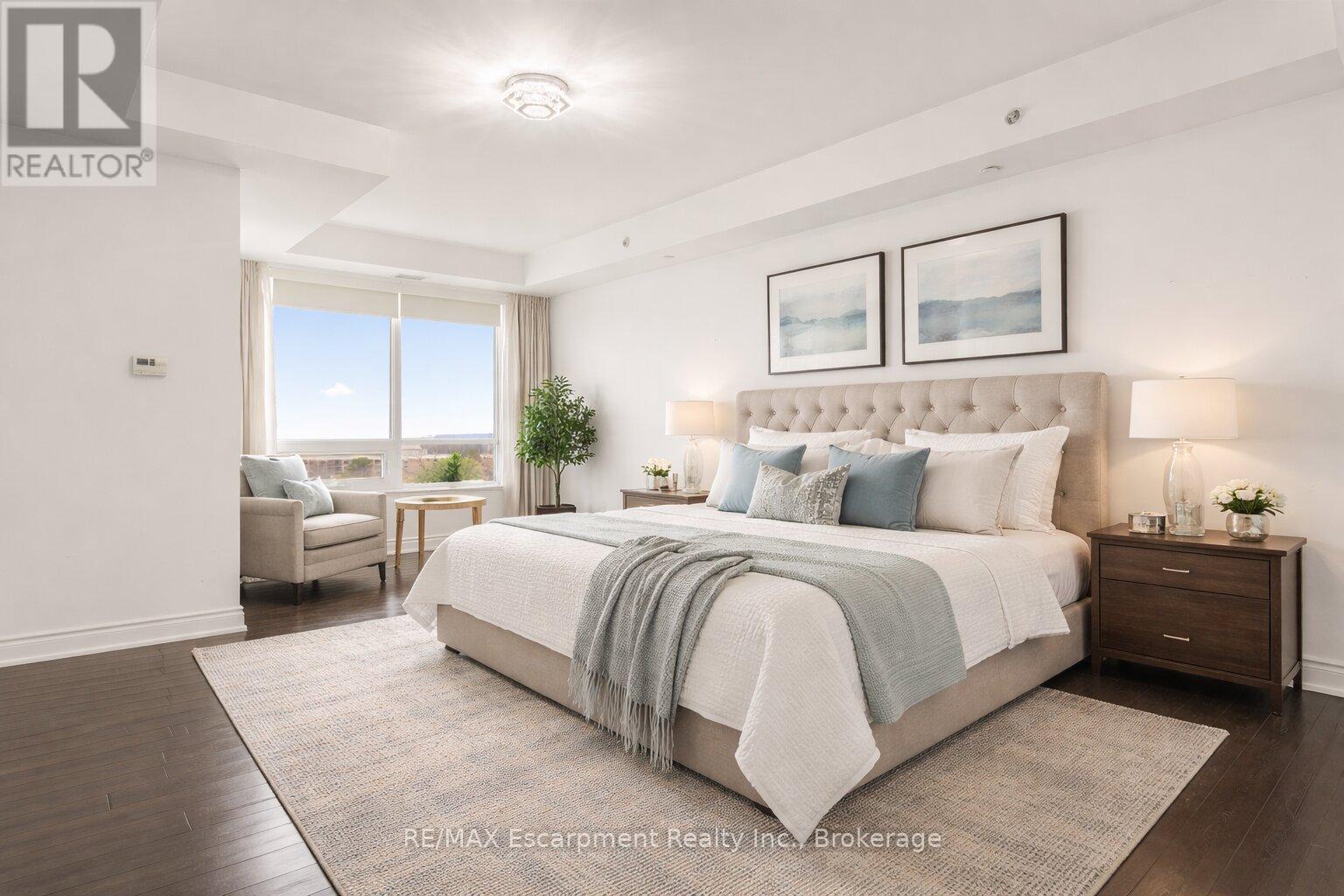 827 - 3500 Lakeshore Road W, Oakville, Ontario  L6L 0B4 - Photo 11 - W12985964