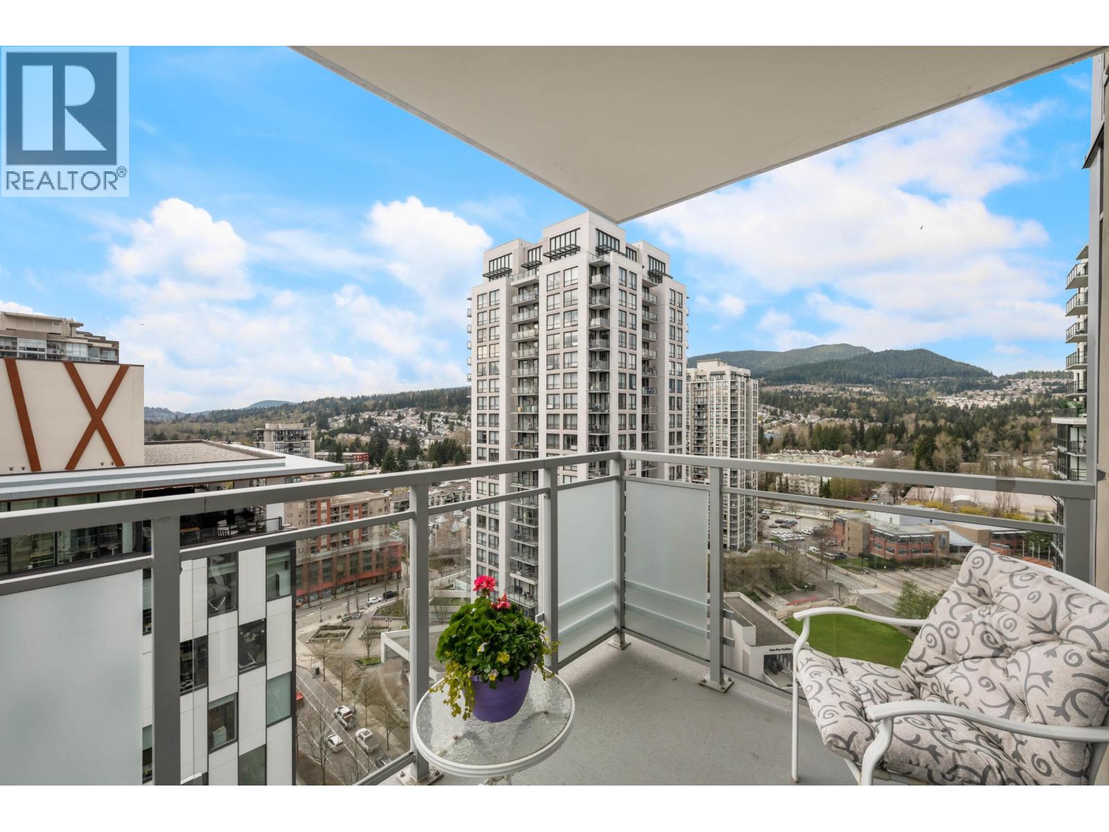 2301 3008 Glen Drive, Coquitlam, British Columbia  V3B 0J5 - Photo 18 - R3110522