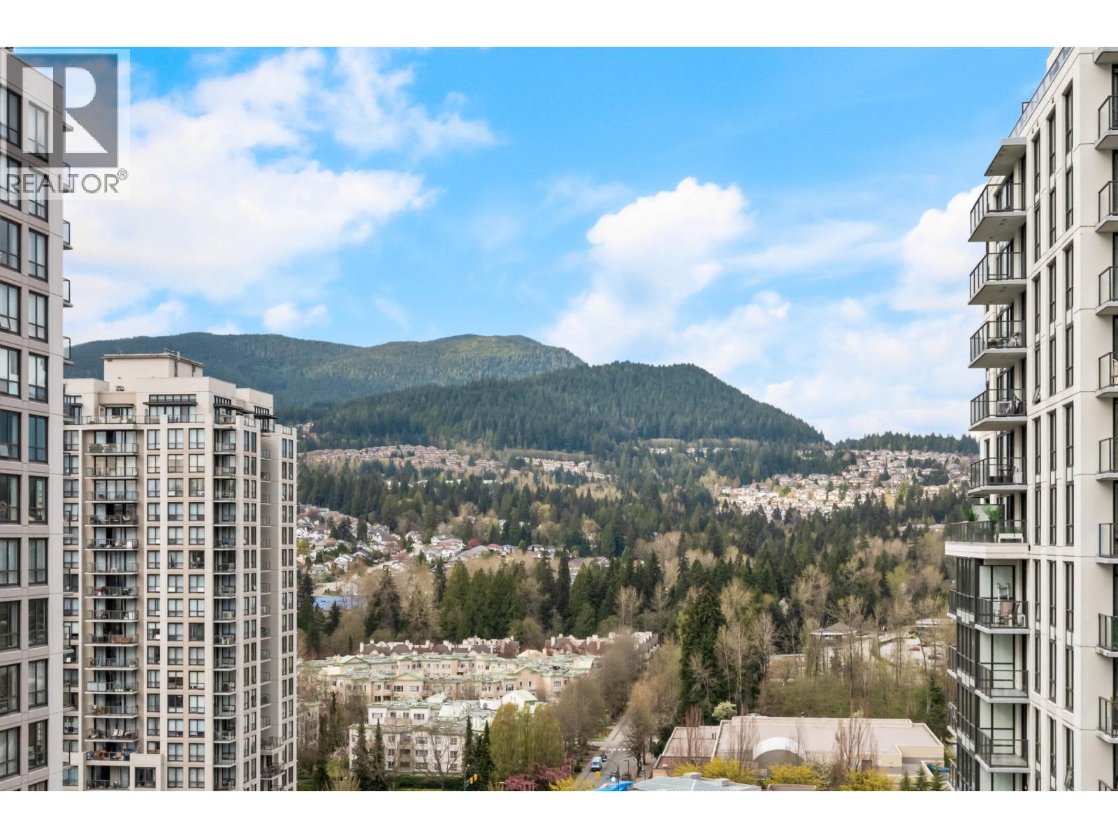 2301 3008 Glen Drive, Coquitlam, British Columbia  V3B 0J5 - Photo 16 - R3110522