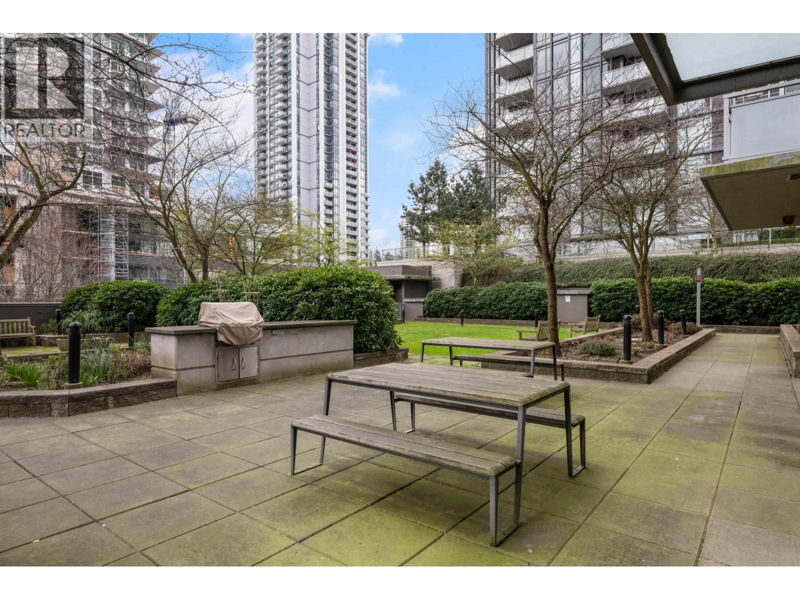 2301 3008 Glen Drive, Coquitlam, British Columbia  V3B 0J5 - Photo 23 - R3110522