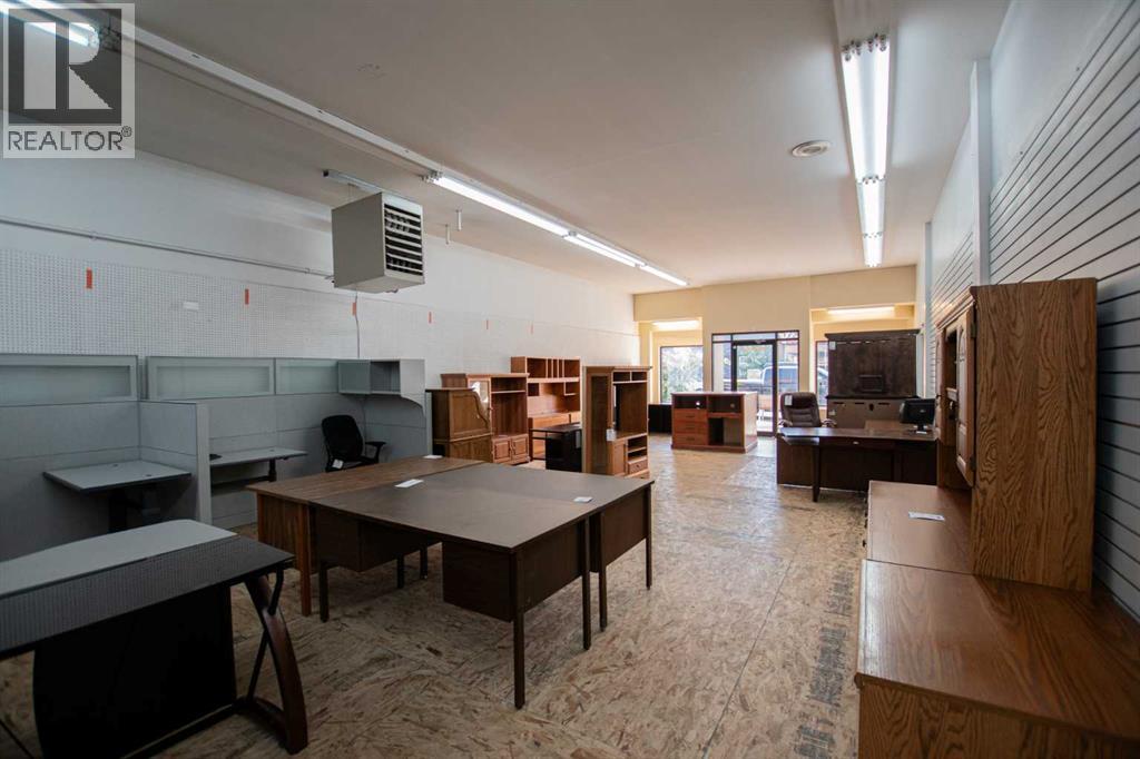 10012 100 Avenue, Grande Prairie, Alberta T8V 0V3 - Photo 10 - A2158828