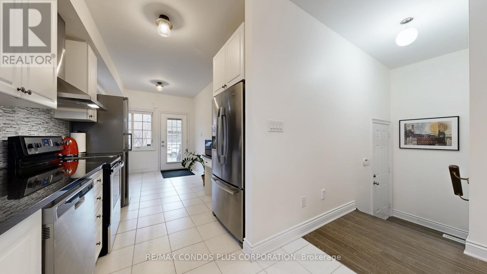 22 - 8777 Dufferin Street, Vaughan, Ontario  L4J 8W3 - Photo 17 - N12992548