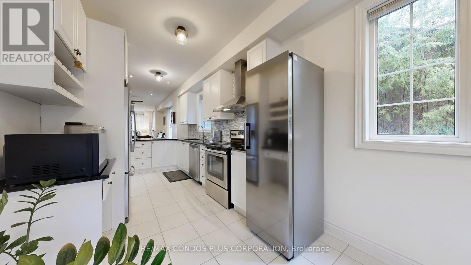 22 - 8777 Dufferin Street, Vaughan, Ontario  L4J 8W3 - Photo 18 - N12992548