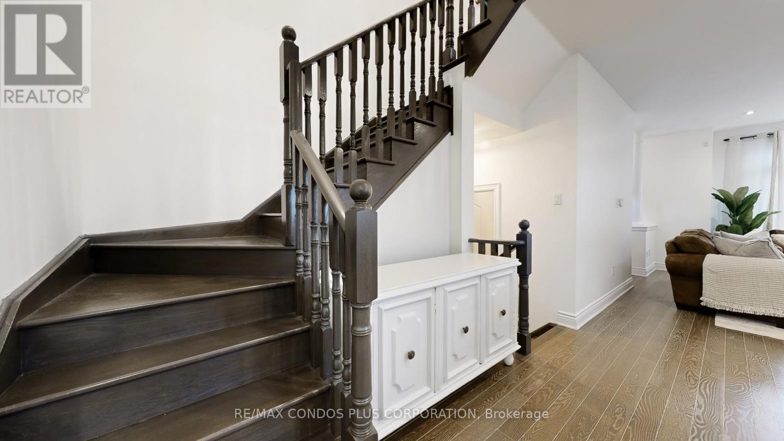 22 - 8777 Dufferin Street, Vaughan, Ontario  L4J 8W3 - Photo 22 - N12992548